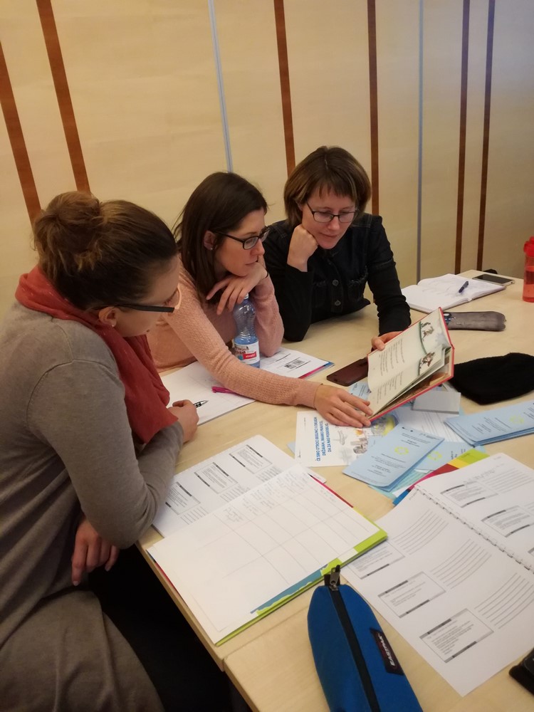 21. Analiza (ne) sprejemanja prišlekov v književnih besedilih,dr. Marijanca Ajša Vižintin