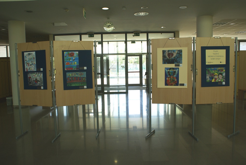 Razstava "Moj košček za mir" - OŠ Koper