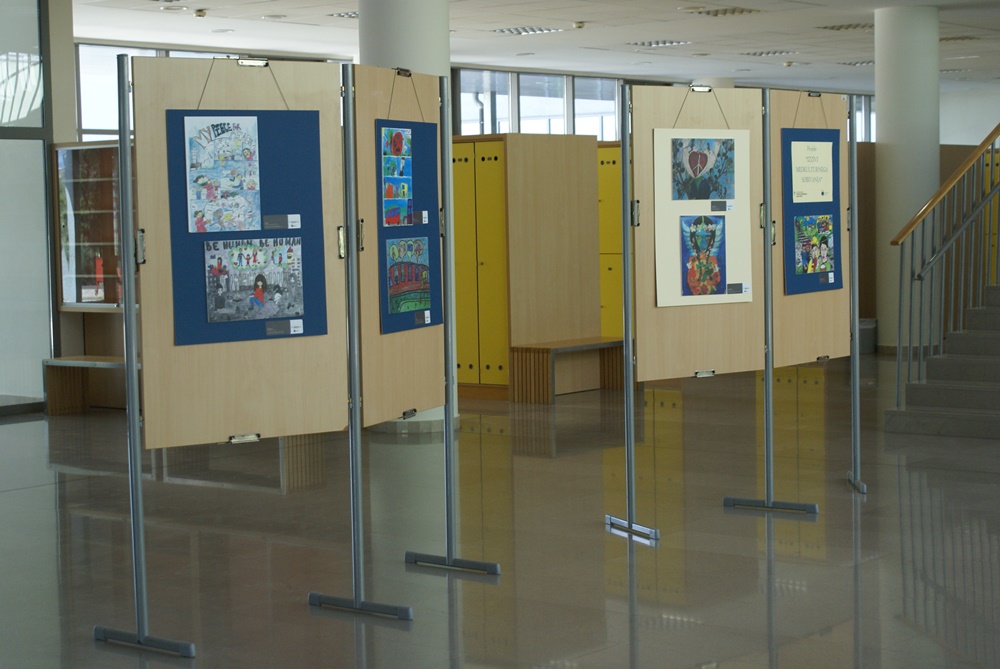 Razstava "Moj košček za mir" - OŠ Koper