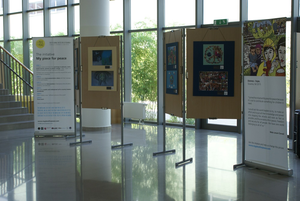 Razstava "Moj košček za mir" - OŠ Koper